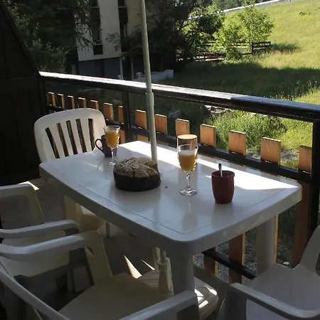 Gd Studio 4P Avec Balcon Face Aux Pistes Avec Wifi *